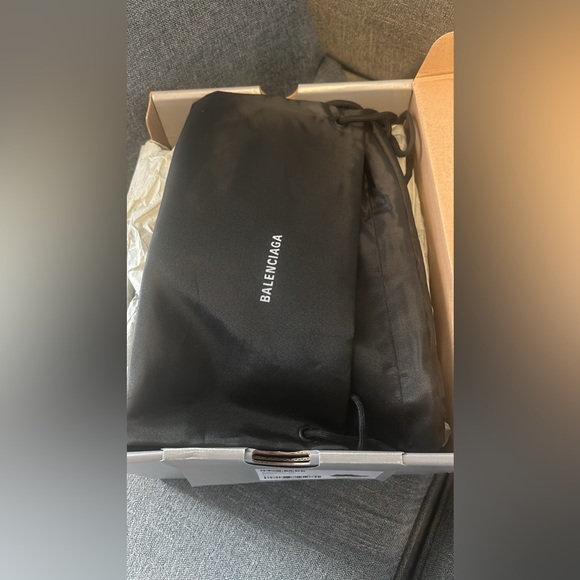 Balenciga runner - Picture 9 of 11